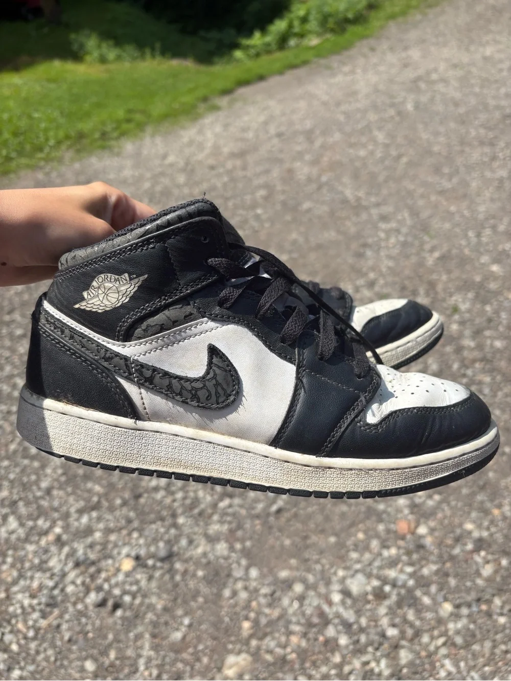 Youth 6 Nike Air Jordan Black and White Y6